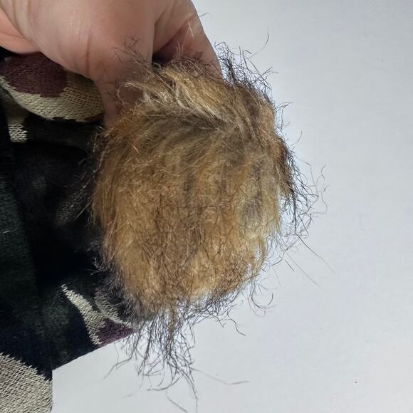 Panache Camo Stocking Hat with Pom Pom Top - Picture 4 of 7